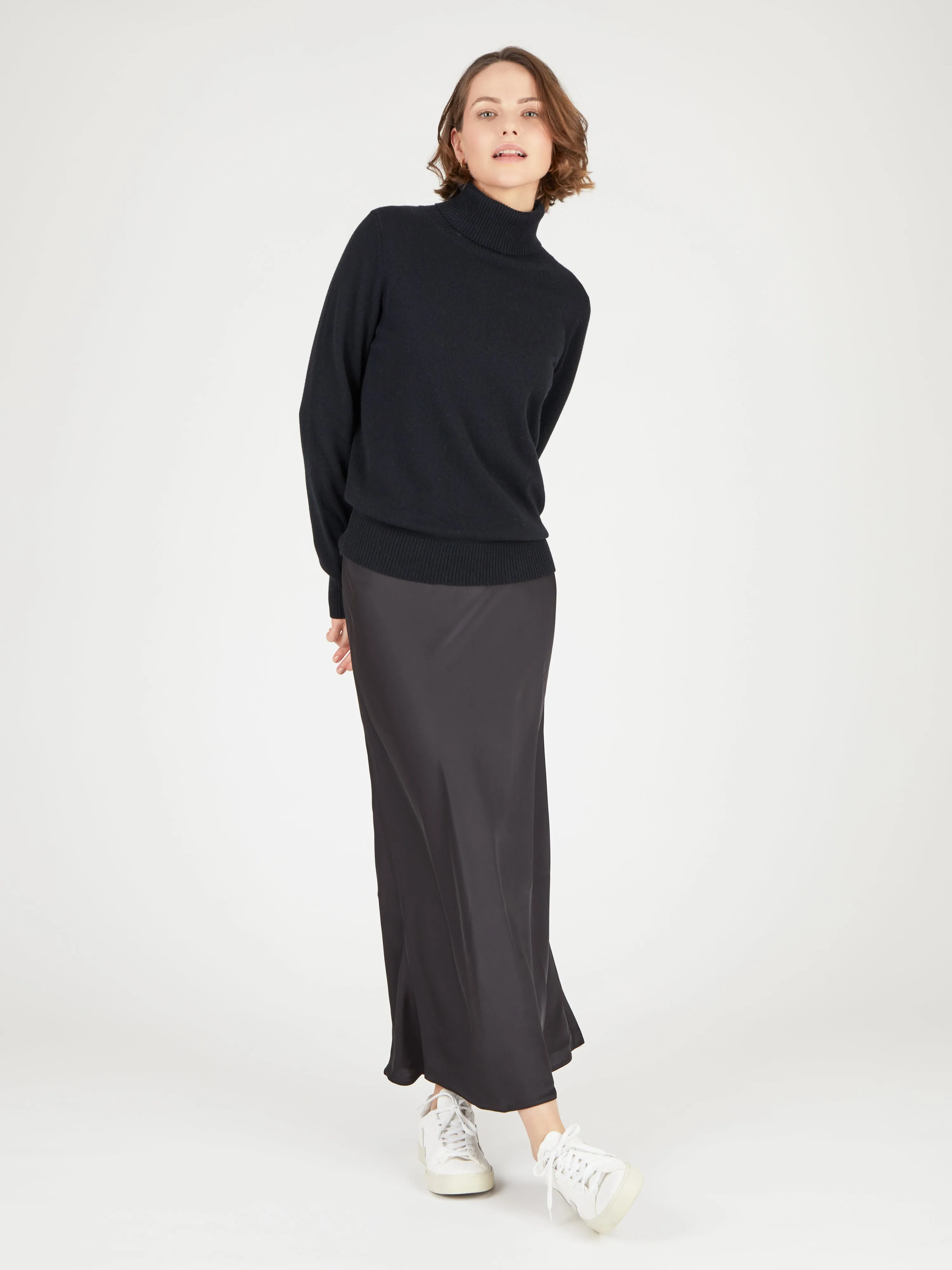 Core Standard 100% Cashmere Roll Neck Jumper