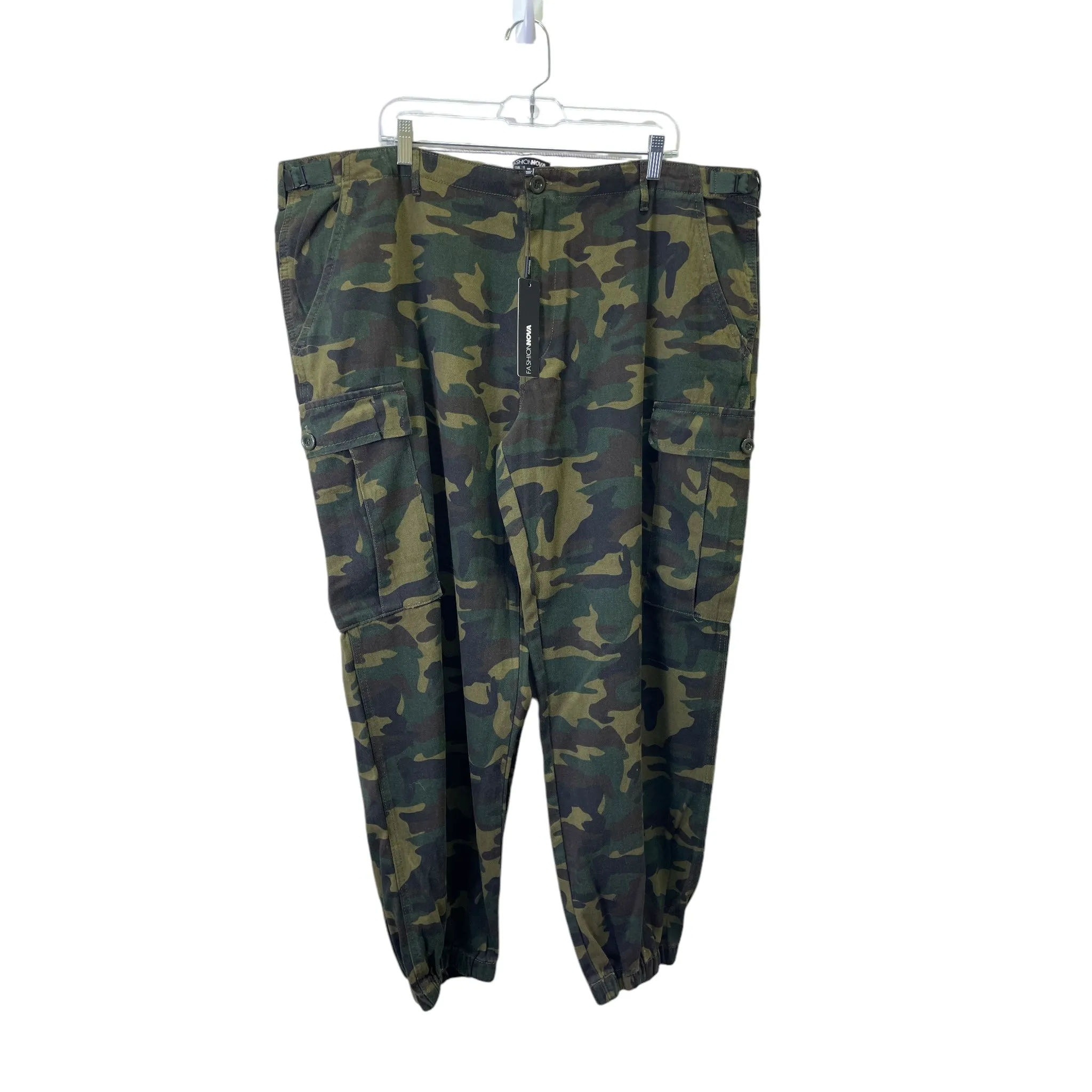 Pants Cargo & Utility By Fashion Nova In Camouflage Print, Size:24