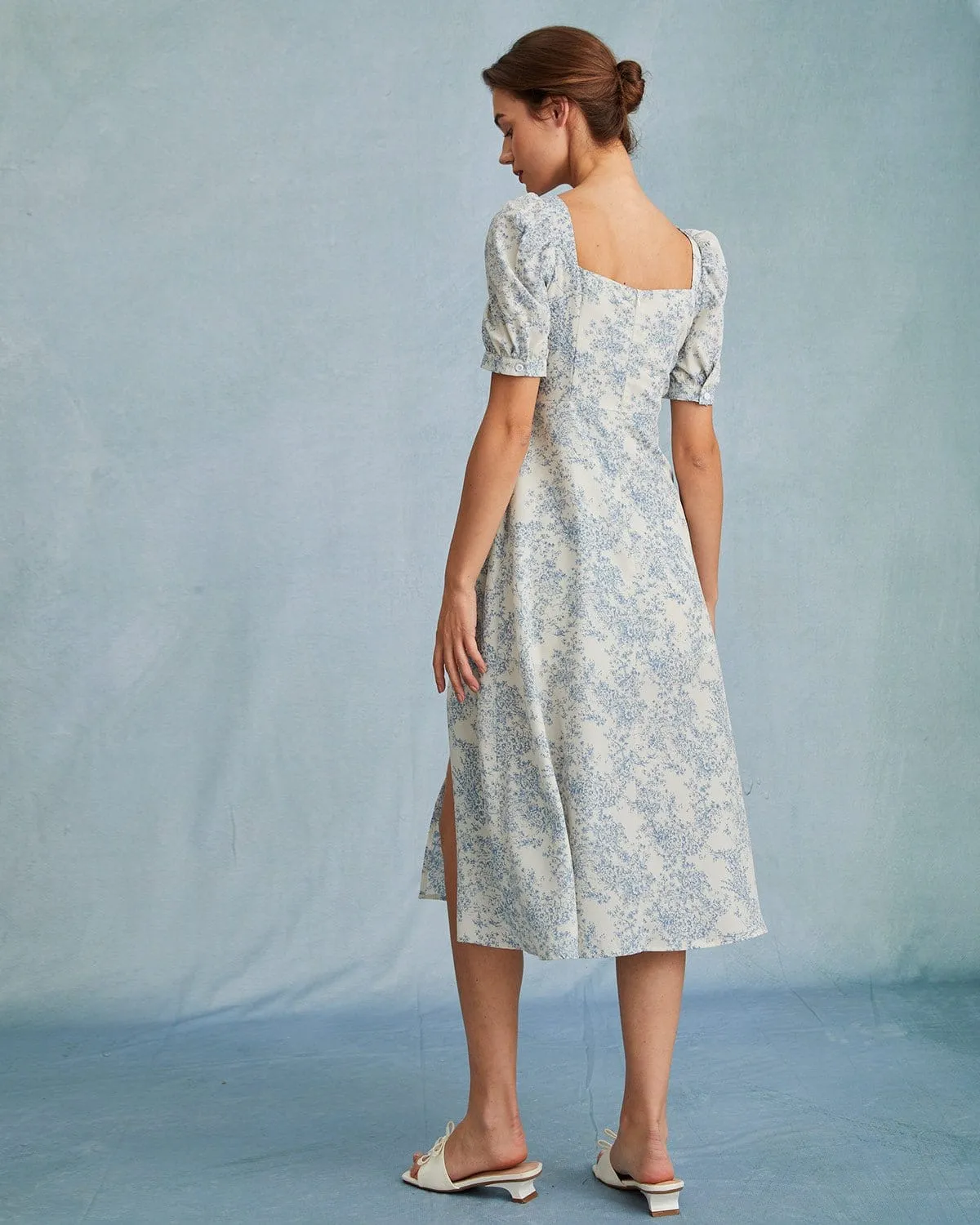 The Blue Sweetheart Neck Puff Sleeve Floral Midi Dress